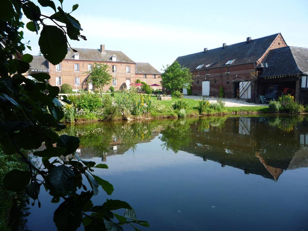 Au Mesnil Le Bas Bray Bed & Breakfast Bures-en-Bray Exterior photo